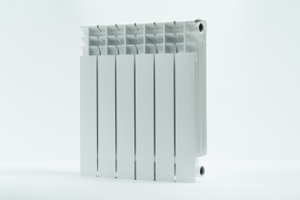 Радиатор биметаллический с боковым подключением STOUT TITAN 500 4 секций